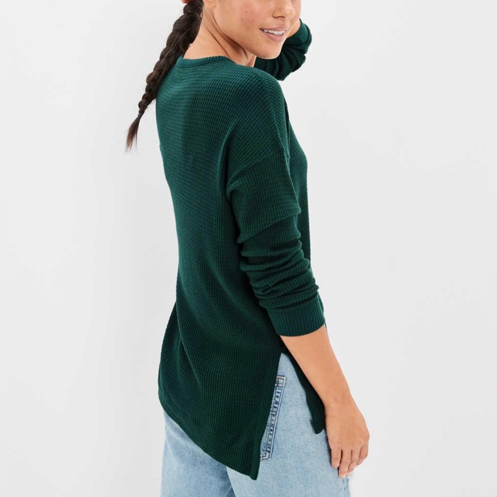 American Eagle soft waffle pullover size small.